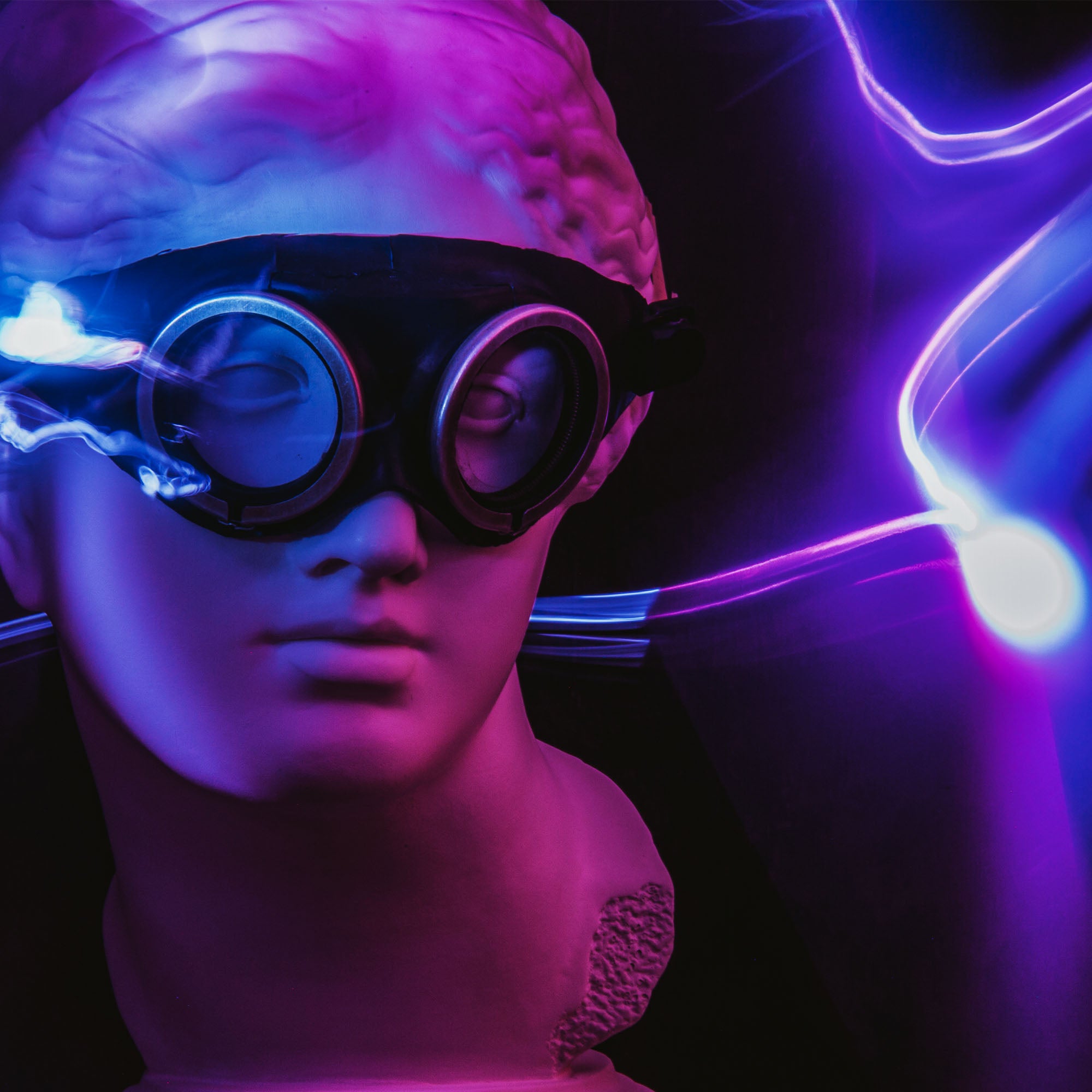NEON GENIUS